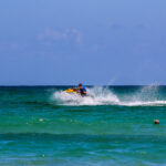 Kitesurf et sports nautiques à Djerba : un lieu pour les passionnées - Tunisia Go Travel